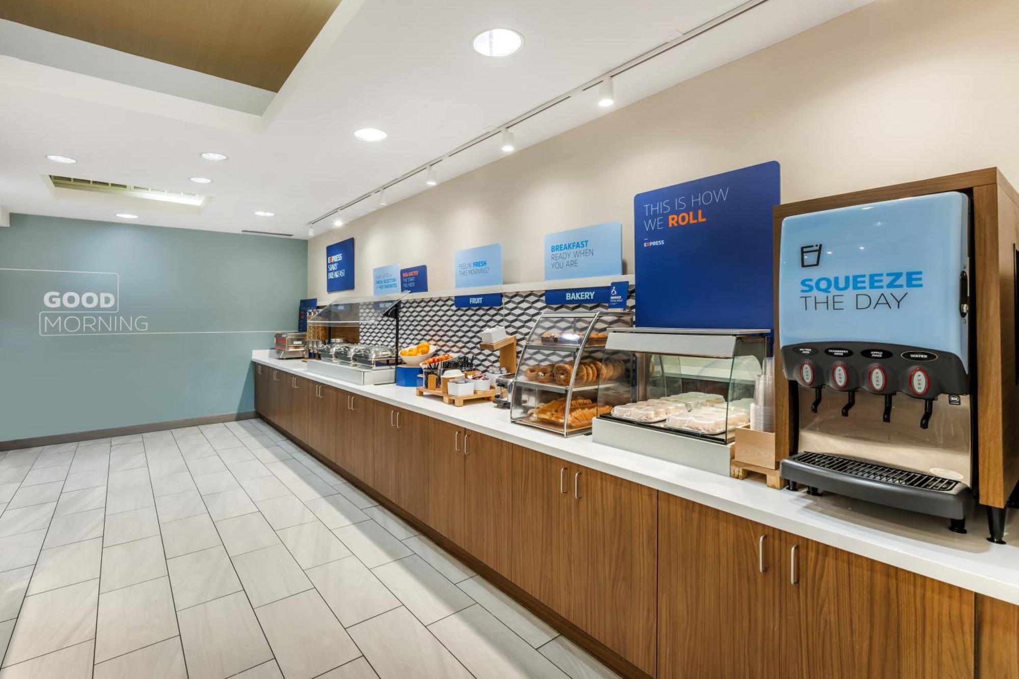 Holiday Inn Express Crestwood By Ihg Luaran gambar