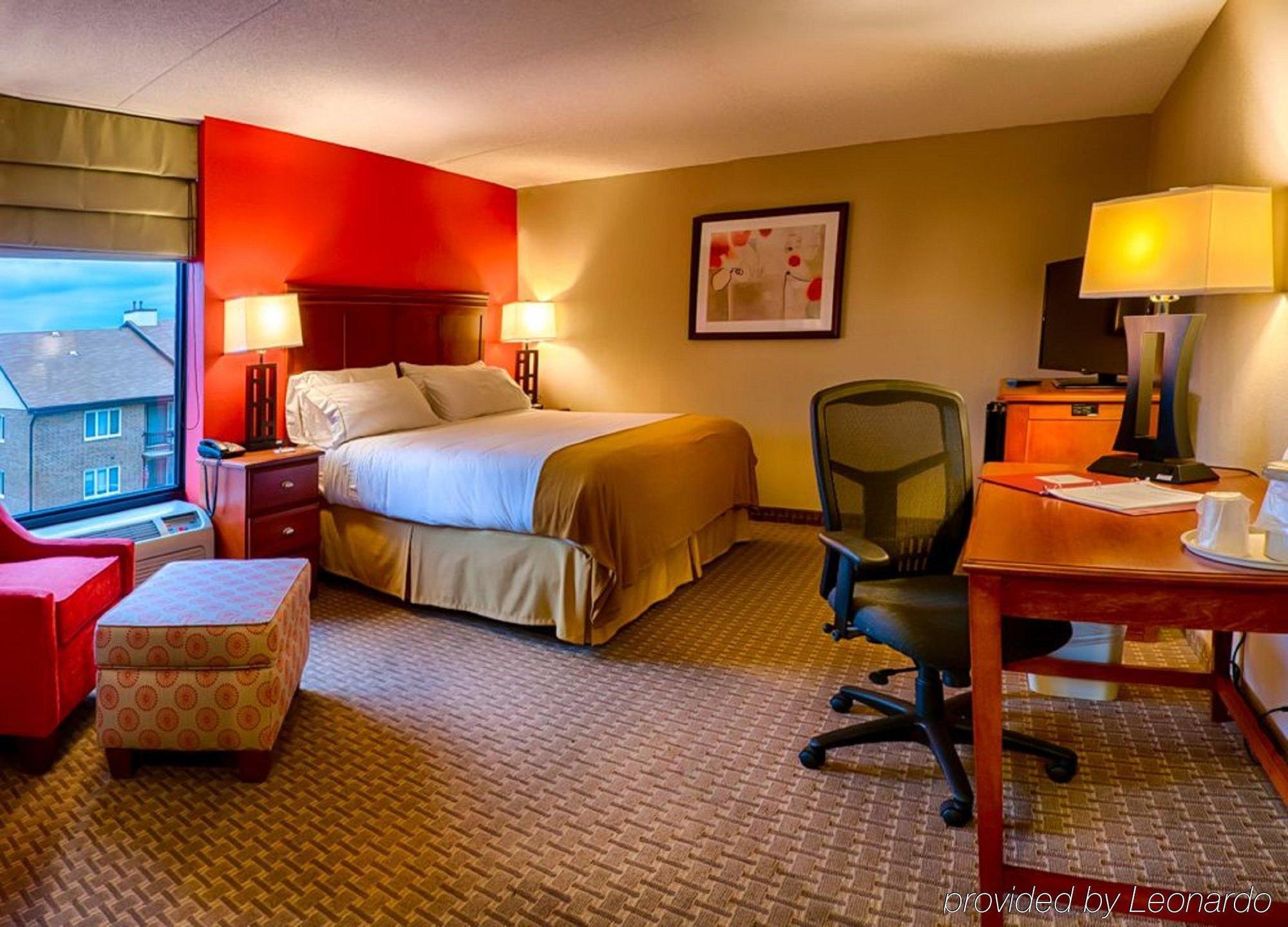 Holiday Inn Express Crestwood By Ihg Luaran gambar